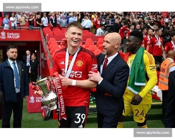 球迷狂热成负担？麦克托米奈或弃意甲回英超