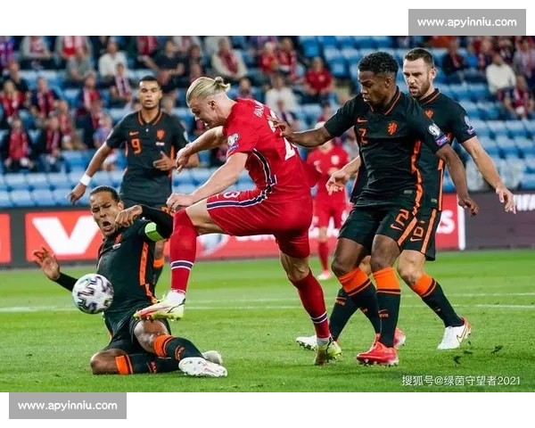 牛仔裤到射手王：高驰的绿茵逆袭路